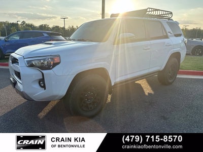 2024 Toyota 4Runner TRD Off-Road Premium - 4WD / SUNROOF / ONE OWNER