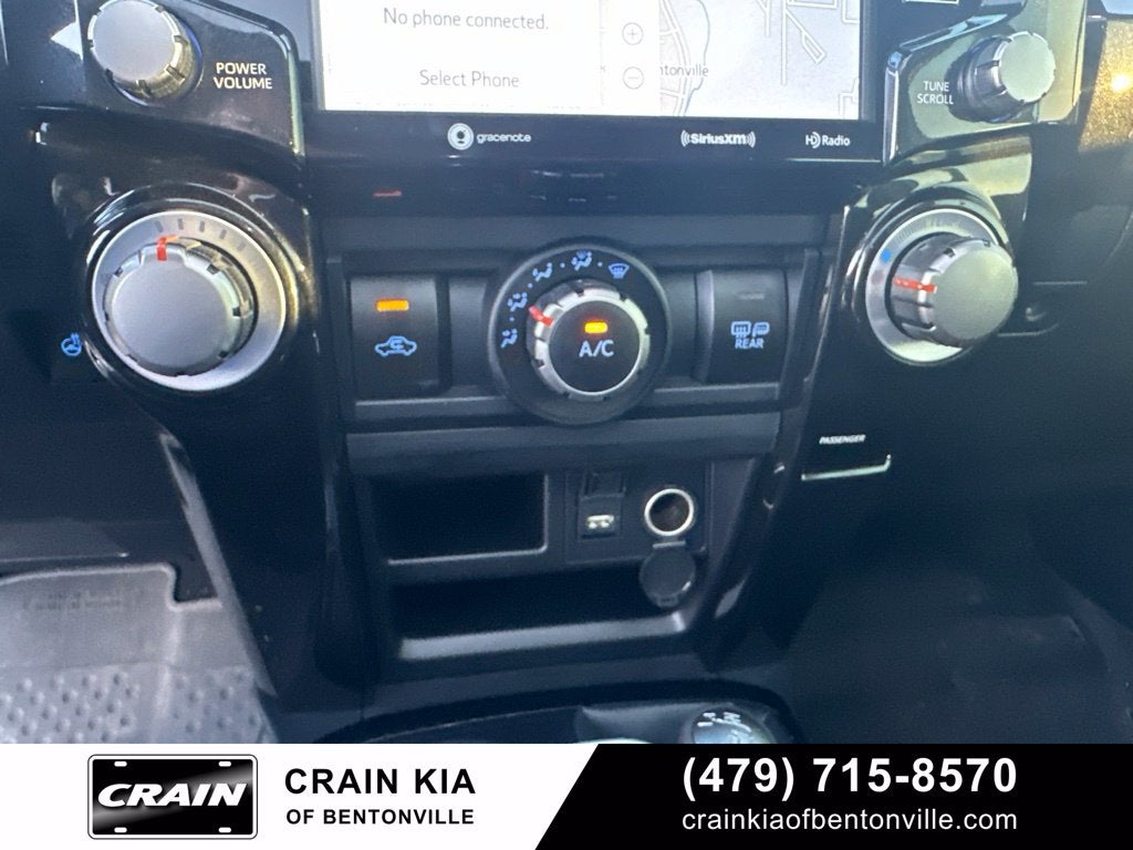 2024 Toyota 4Runner TRD Off-Road Premium - 4WD / SUNROOF / ONE OWNER