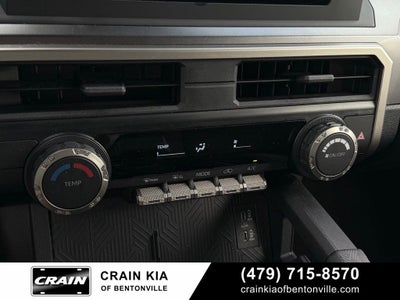 2025 Toyota 4Runner SR5 - 4WD / CLEAN CARFAX / ONE OWNER