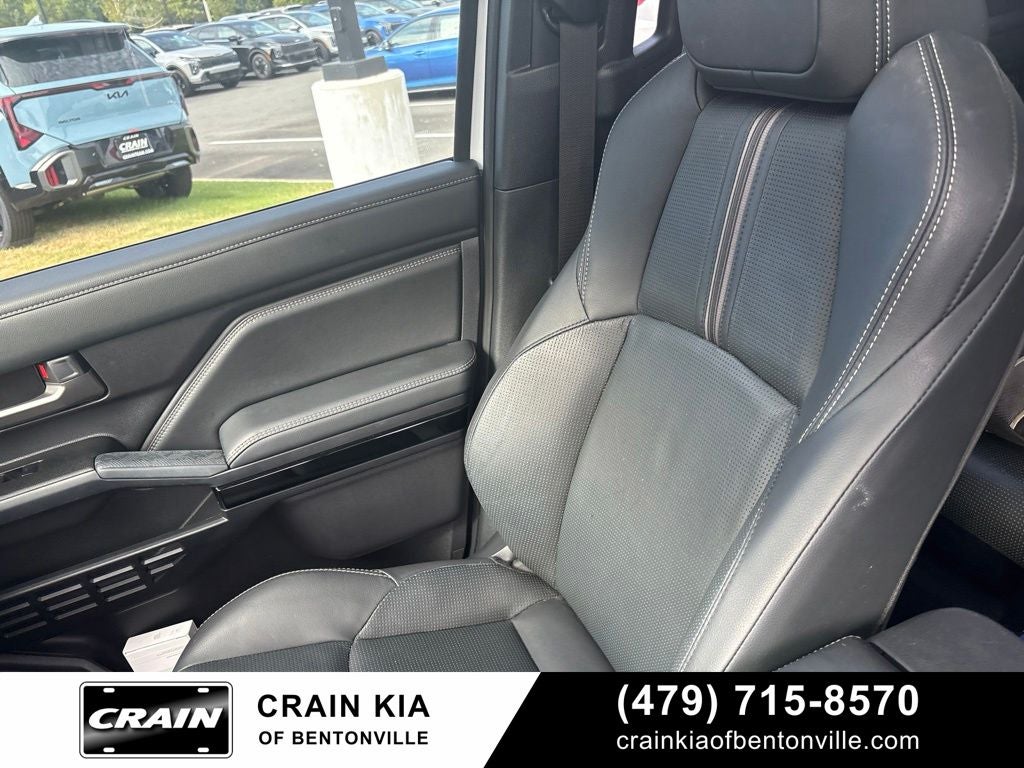 2025 Toyota 4Runner i-FORCE MAX Hybrid Limited - 4WD / SUNROOF