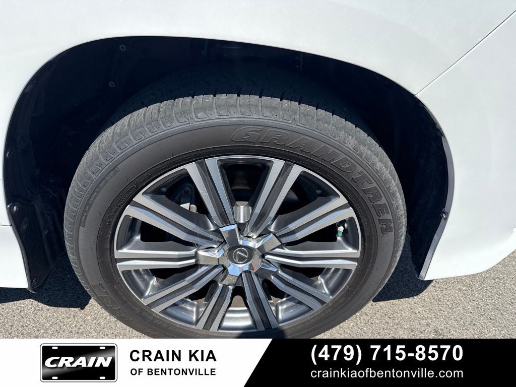 2016 Lexus LX 570 - 4WD / SUNROOF