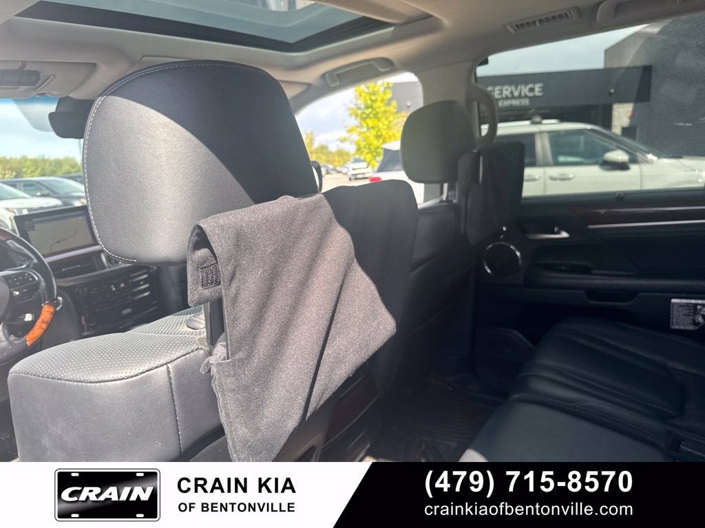 2016 Lexus LX 570 | LUXURY PACKAGE | CLEAN CARFAX!