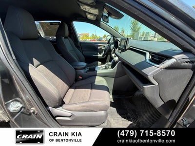 2022 Toyota RAV4 Hybrid SE - AWD / CLEAN CARFAX / ONE OWNER