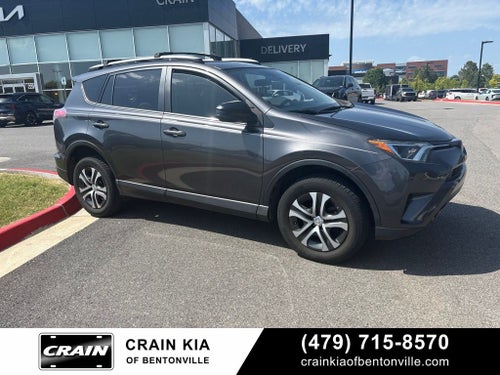 2017 Toyota RAV4 LE