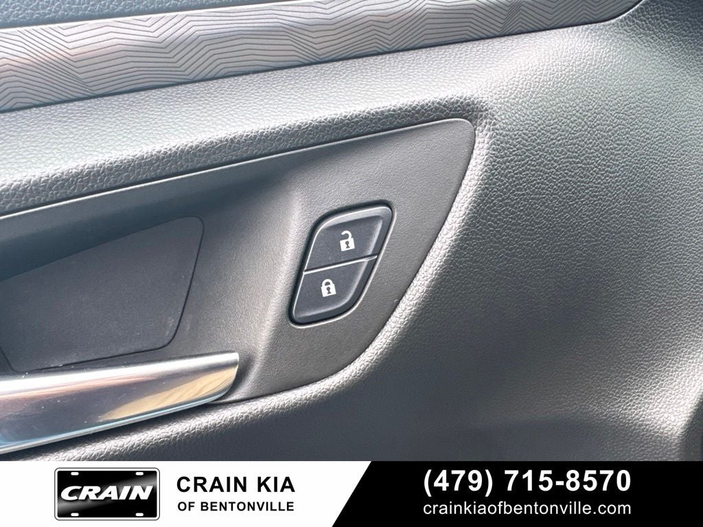 2025 Buick Envista Sport Touring - CARFAX ONE OWNER