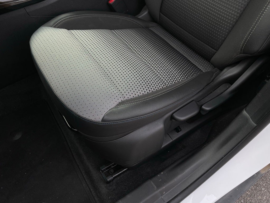 2025 Chevrolet Trax LT - CLEAN CARFAX / ONE OWNER