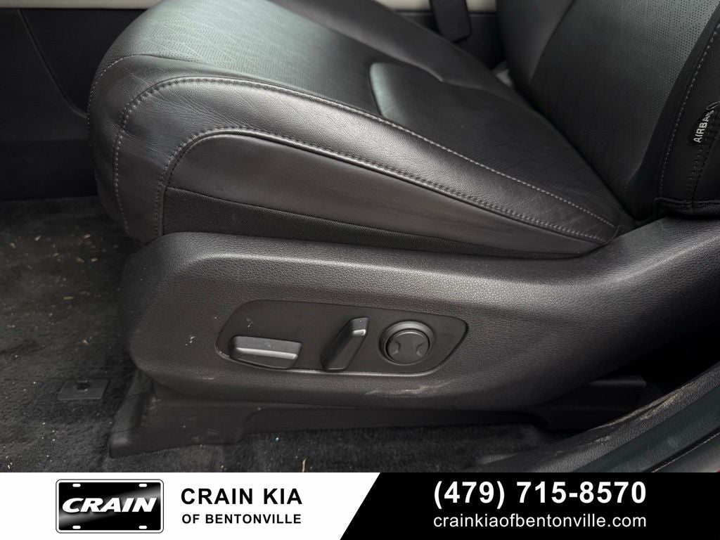 2024 Kia Carnival LX - KIA CPO / CARFAX ONE OWNER
