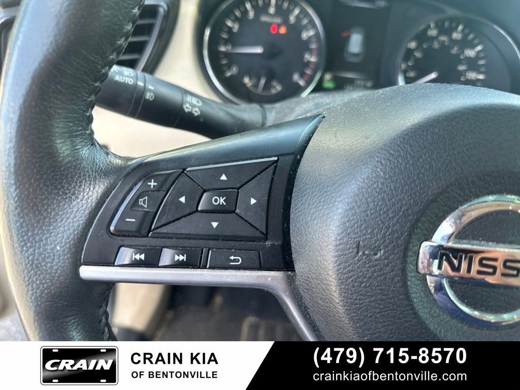 2017 Nissan Rogue SV