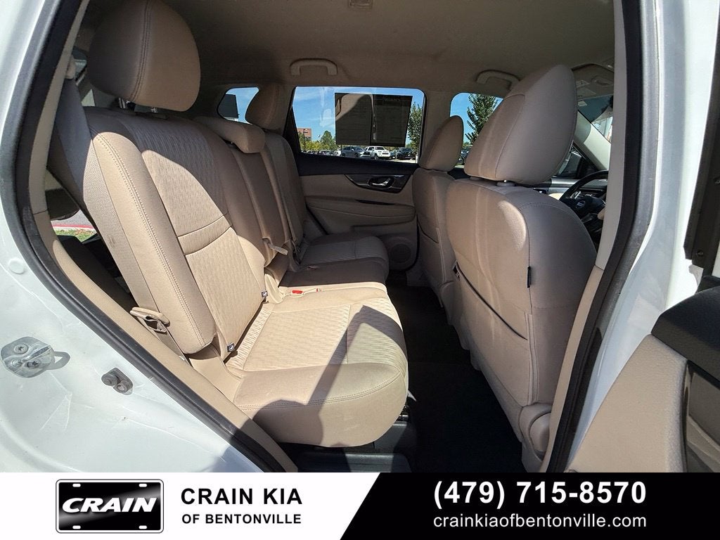 2017 Nissan Rogue SV