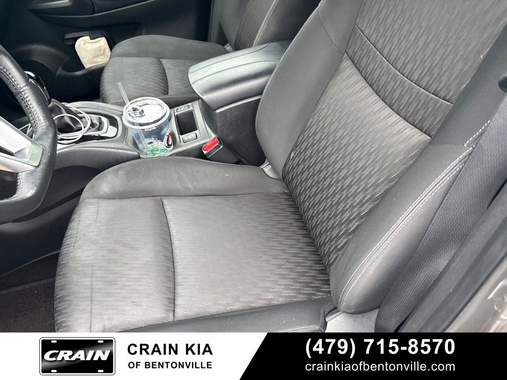 2018 Nissan Rogue SV - AWD