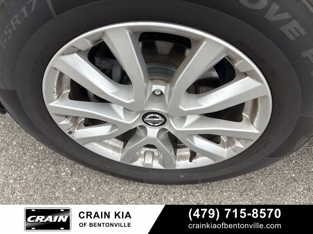 2018 Nissan Rogue SV - AWD