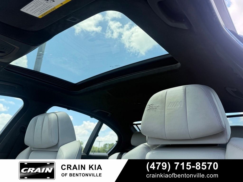 2014 BMW M5 Base - SUNROOF