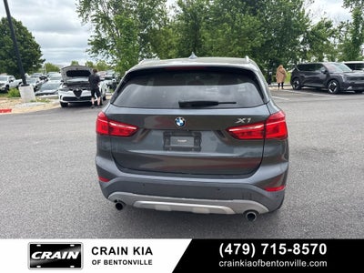2017 BMW X1 sDrive28i - CLEAN CARFAX / PANORAMIC SUNROOF
