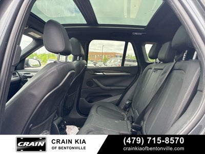 2017 BMW X1 sDrive28i - CLEAN CARFAX / PANORAMIC SUNROOF