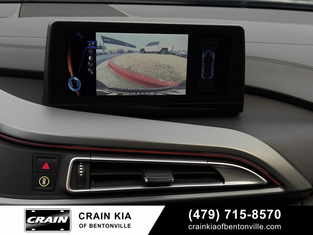 2017 BMW i8 Base - CLEAN CARFAX