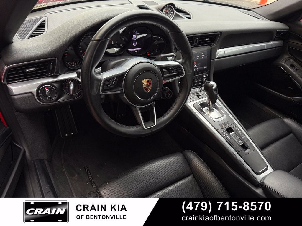 2018 Porsche 911 Carrera
