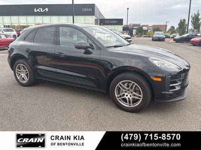 2021 Porsche Macan Base - AWD / PANORAMIC SUNROOF / CLEAN CARFAX