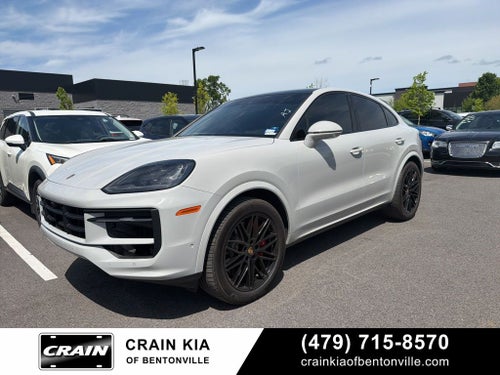 2024 Porsche Cayenne Coupe S - AWD / PANORAMIC SUNROOF / ONE OWNER
