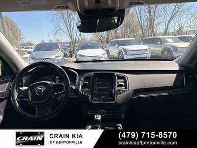 2020 Volvo XC90 T6 Momentum - AWD / PANORAMIC SUNROOF