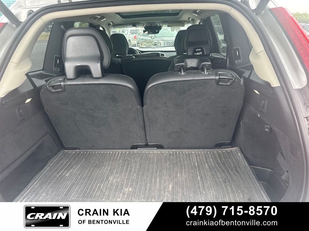 2019 Volvo XC90 T6 Inscription - AWD / PANORAMIC SUNROOF / CLEAN CARFAX