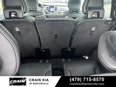 2019 Volvo XC90 T6 Inscription - AWD / PANORAMIC SUNROOF / CLEAN CARFAX