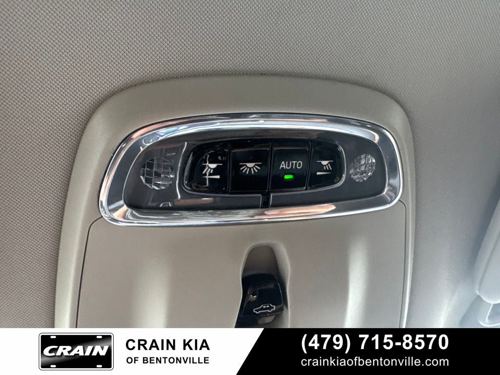 2019 Volvo XC90 T6 Inscription - AWD / PANORAMIC SUNROOF / CLEAN CARFAX
