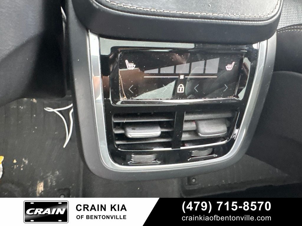 2019 Volvo XC90 T6 Inscription - AWD / PANORAMIC SUNROOF / CLEAN CARFAX