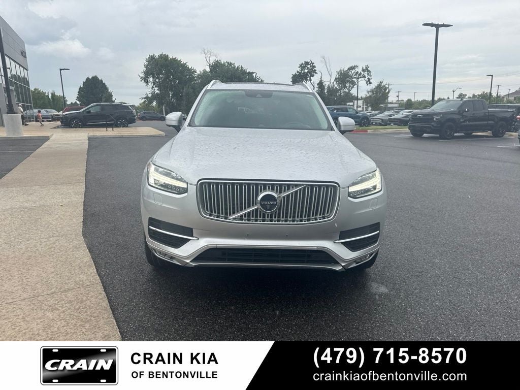 2019 Volvo XC90 T6 Inscription - AWD / PANORAMIC SUNROOF / CLEAN CARFAX