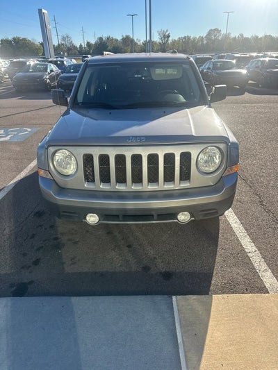 2017 Jeep Patriot Latitude CLEAN CARFAX / HEATED SEATS / BACK UP CAM