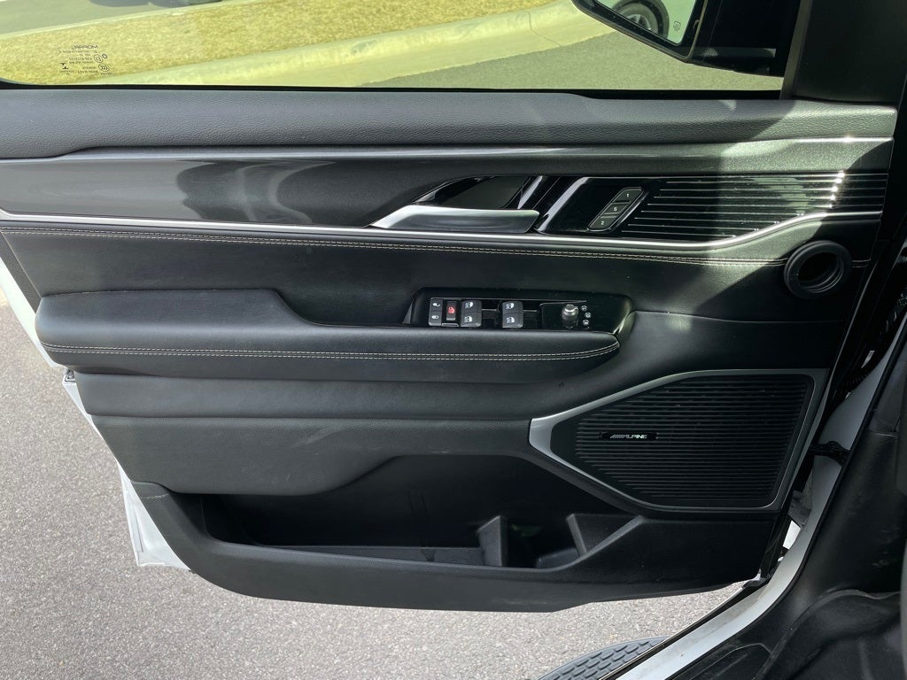 2023 Jeep Wagoneer Base 4X4 / NAV / HEATED SEATS