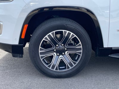 2023 Jeep Wagoneer Base 4X4 / NAV / HEATED SEATS