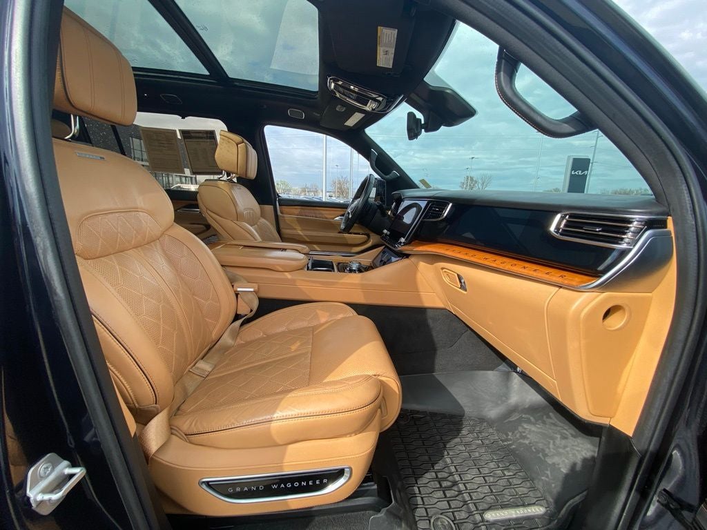 2022 Jeep Grand Wagoneer Series III 4X4 / MOONROOF / NAV