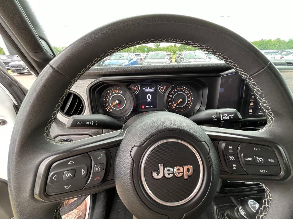 2025 Jeep Gladiator Sport S ONE OWNER / CLEAN CARFAX