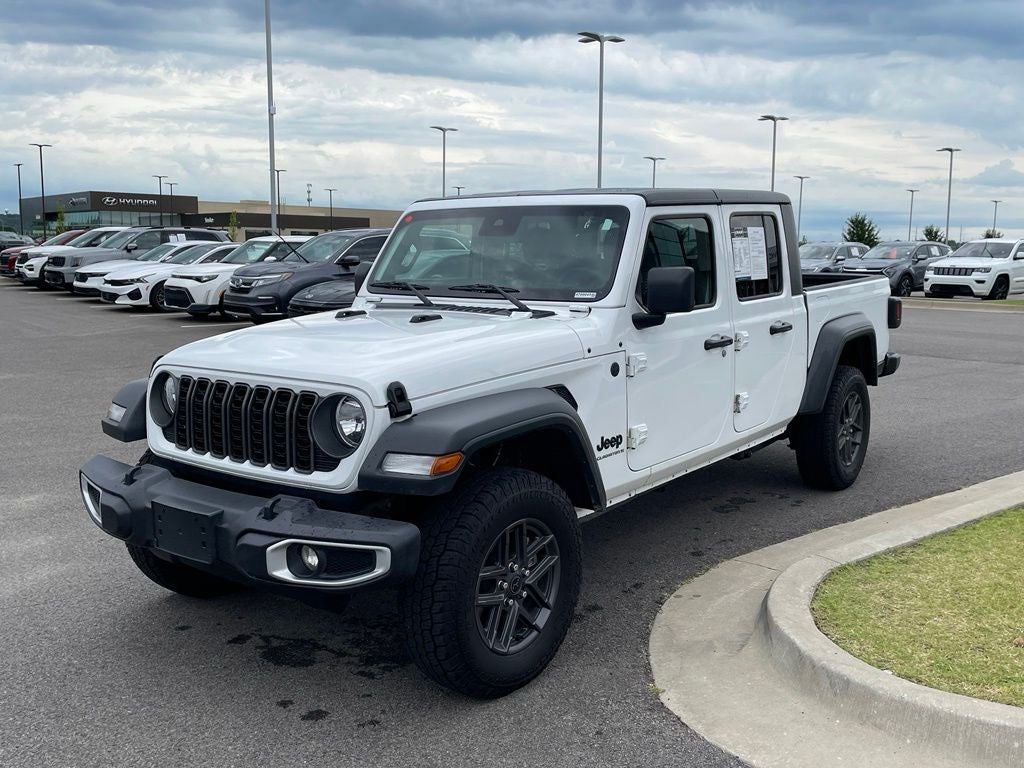 2025 Jeep Gladiator Sport S ONE OWNER / CLEAN CARFAX