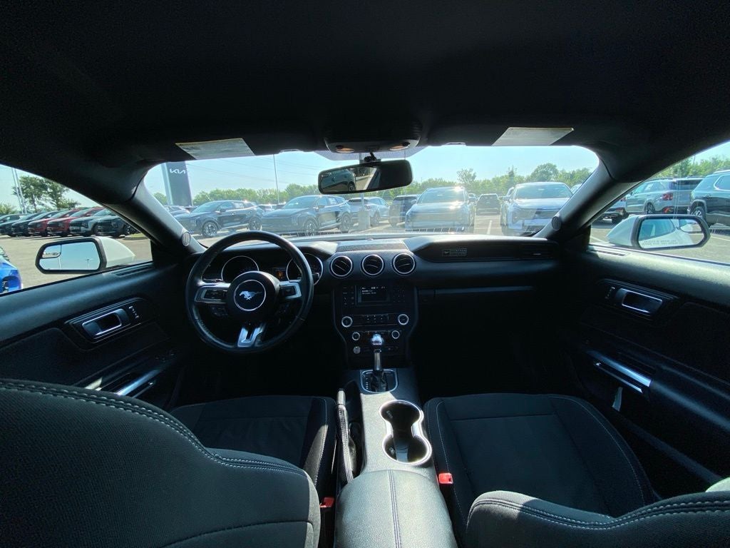 2020 Ford Mustang EcoBoost KEYLESS ENTRY / BLUETOOTH / BACK UP CAM
