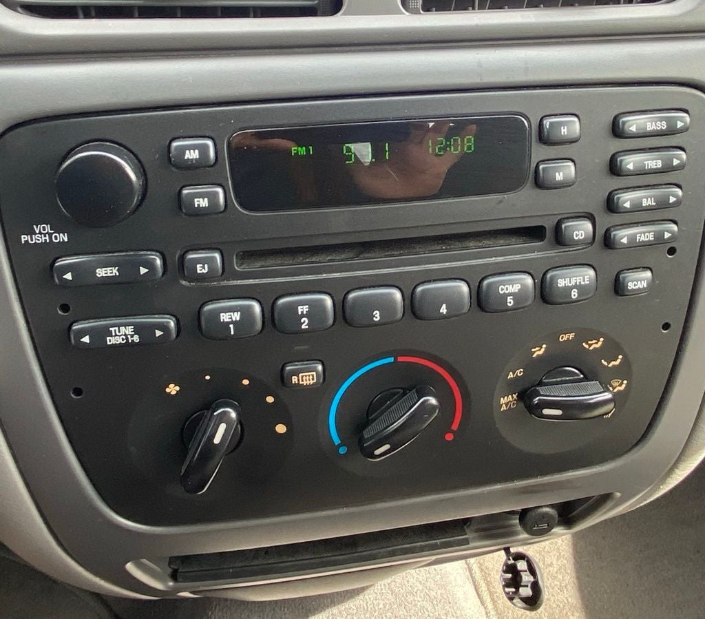 2003 Ford Taurus SES