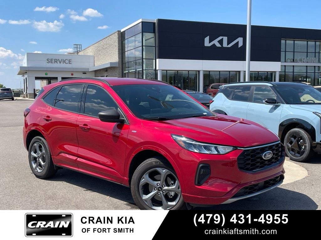 2024 Ford Escape ST-Line AWD / HEATED SEATS / NAV / CO-PILOT360 ASSIST+