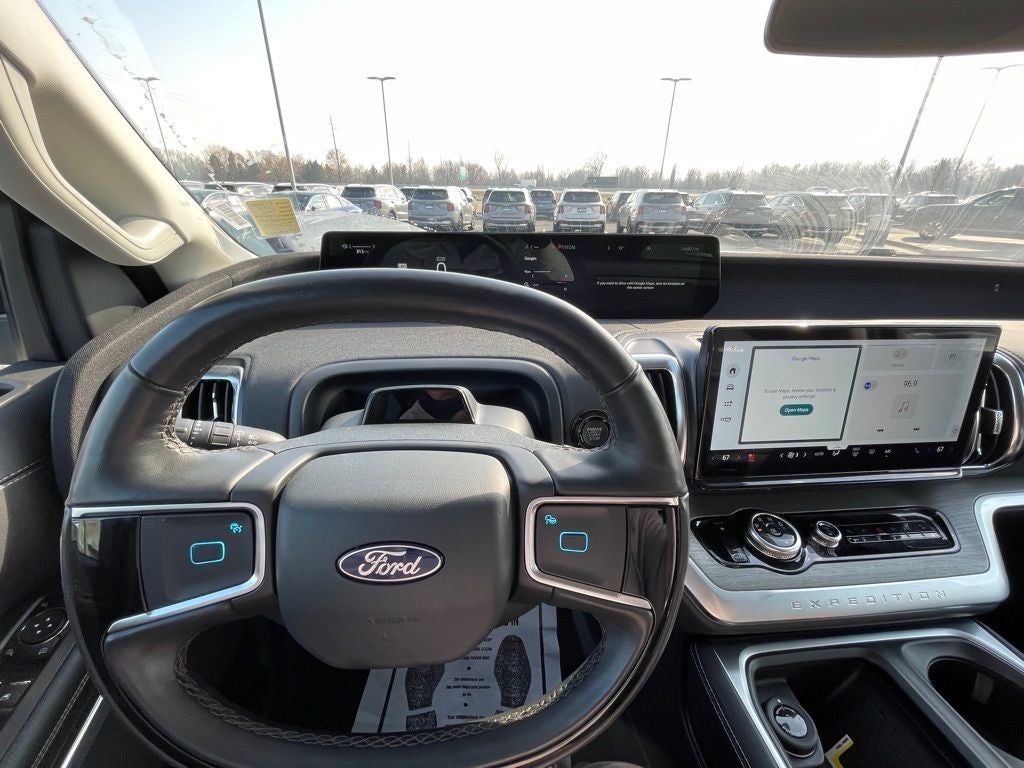 2025 Ford Expedition Platinum