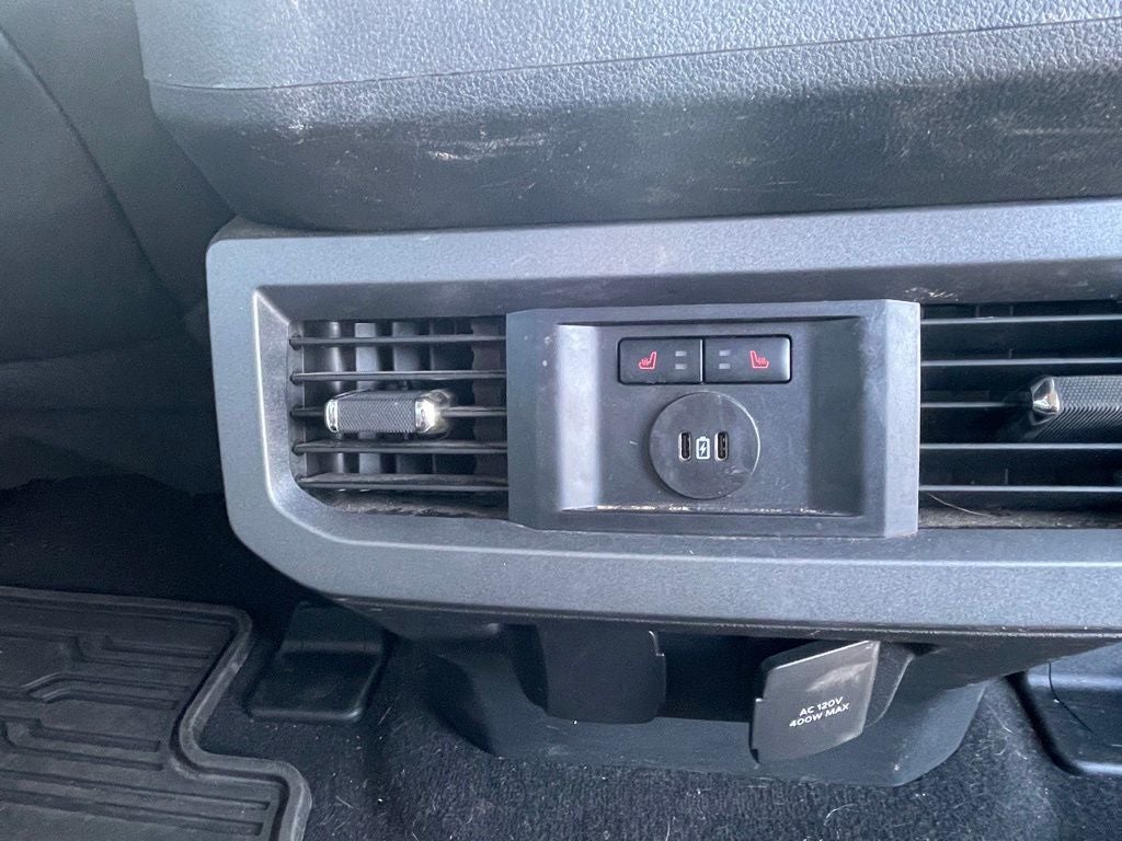 2024 Ford F-350SD Lariat 4X4 / NAV / HEATED SEATS