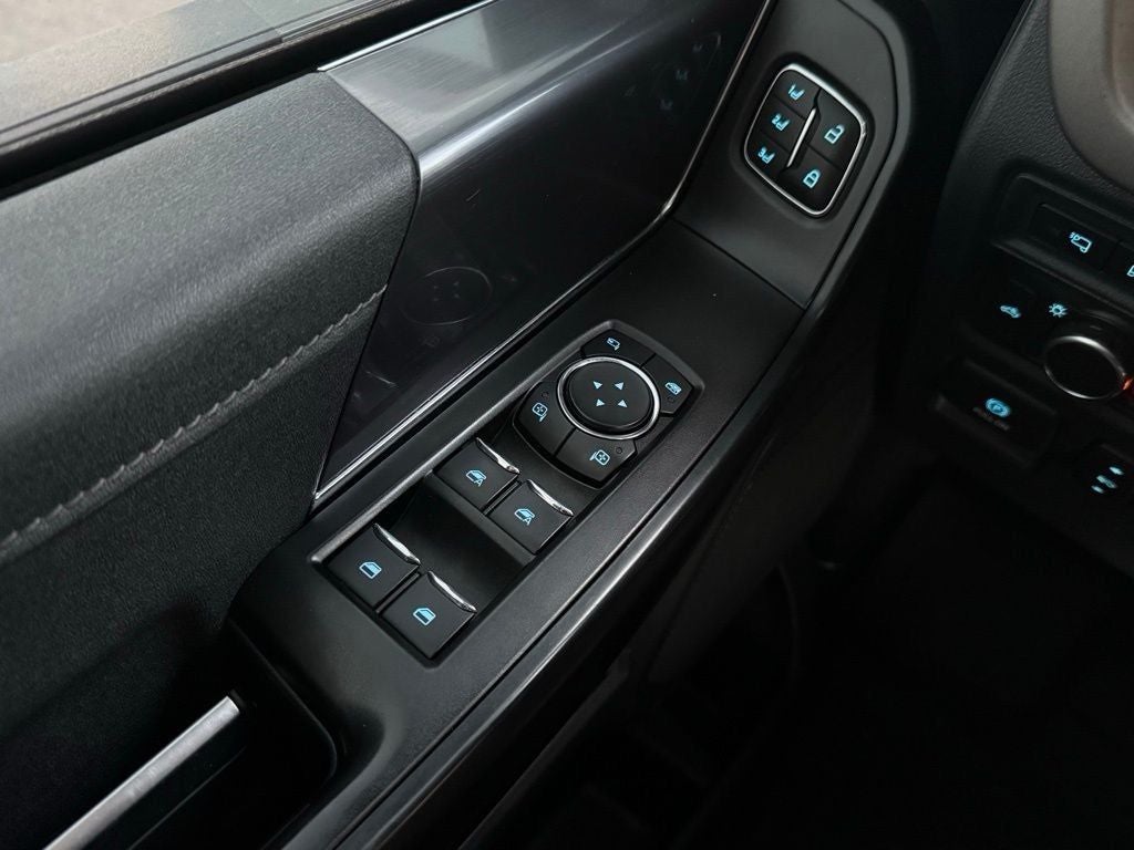 2022 Ford F-150 Raptor HEATED AND COOLED SEATS / 4X4 / NAV