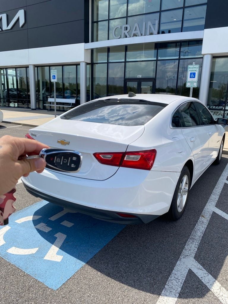 2020 Chevrolet Malibu LS 1LS