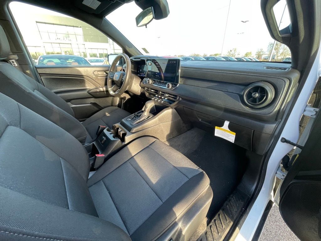 2024 Chevrolet Colorado Work Truck ONE OWNER / NAV / RWD