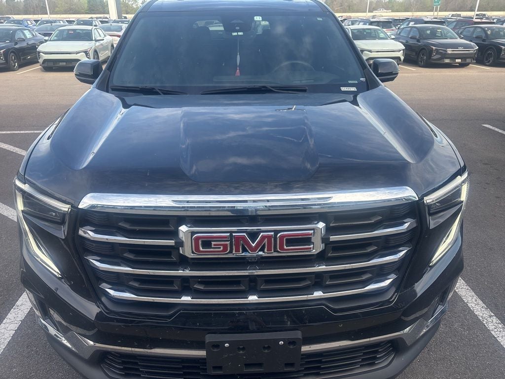 2024 GMC Acadia Elevation