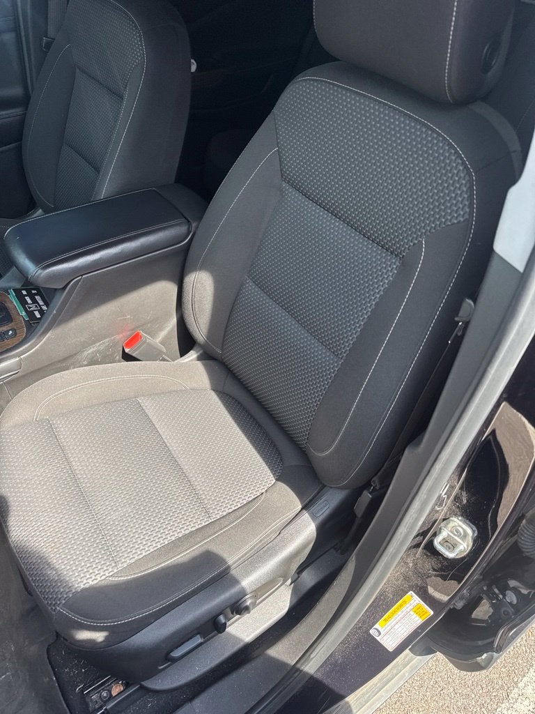 2022 GMC Acadia SLE HEATED SEATS / PREMIUM AUDIO / TECH PACKAGE