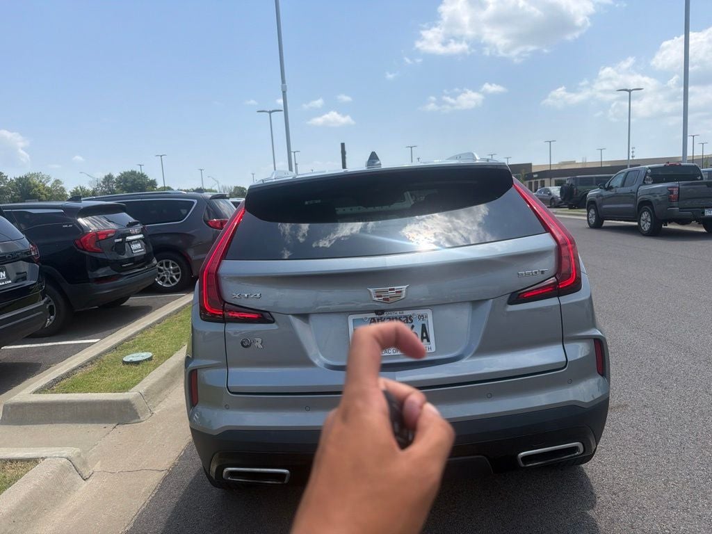 2024 Cadillac XT4 Premium Luxury