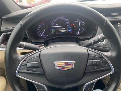 2019 Cadillac XT5 Luxury AWD / HEATED SEATS / MOONROOF