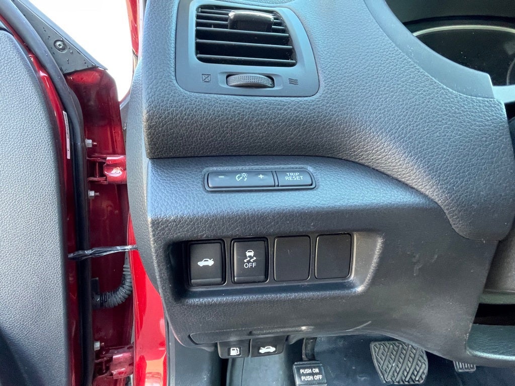 2017 Nissan Altima 2.5 SR LOW PAYMENTS