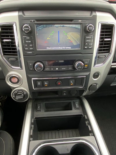2018 Nissan Titan SV 4X4 / NAV / HEATED SEATS