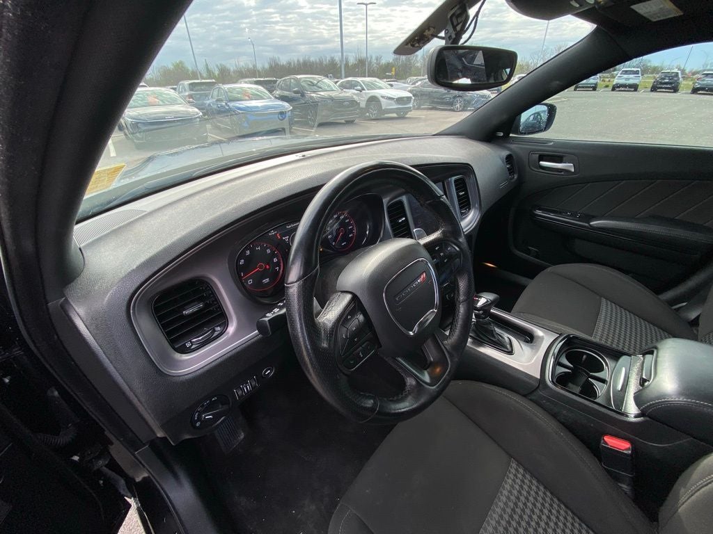 2023 Dodge Charger R/T V8 / CLEAN CARFAX / HEATED SEATS