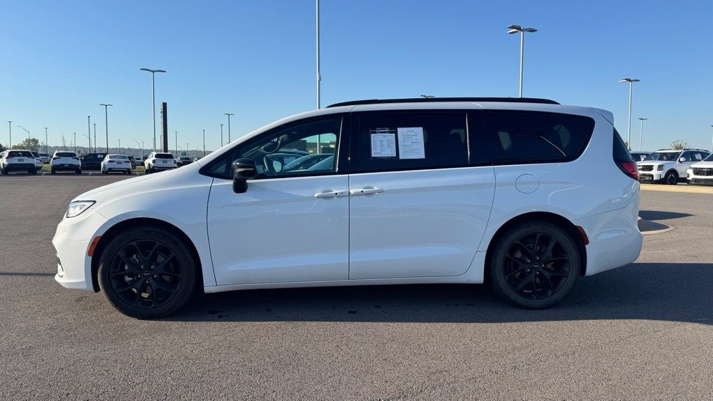 2024 Chrysler Pacifica Touring L HEATED SEATS / LEATHER / 3RD ROW